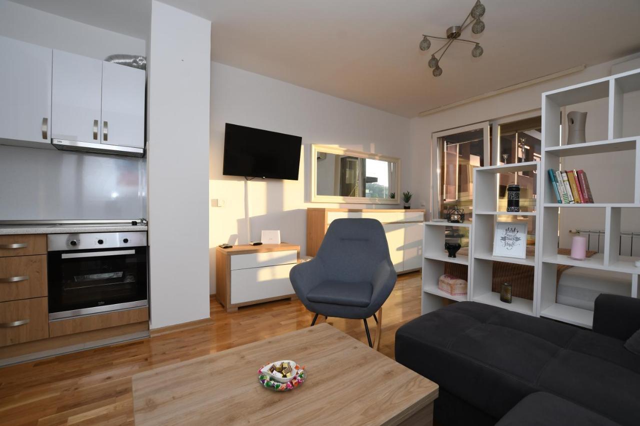 Sky Way Studio Apartment Σαράγεβο Εξωτερικό φωτογραφία