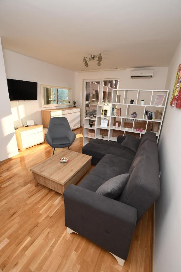 Sky Way Studio Apartment Σαράγεβο Εξωτερικό φωτογραφία